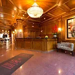 King's First Hotel