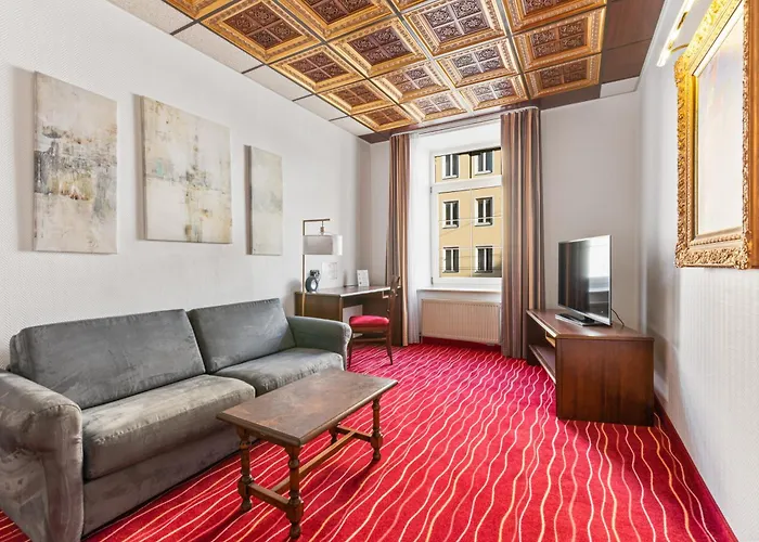 Hotel King's First Munich