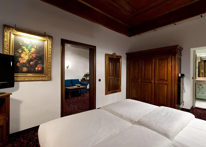 King's First 4* Munich