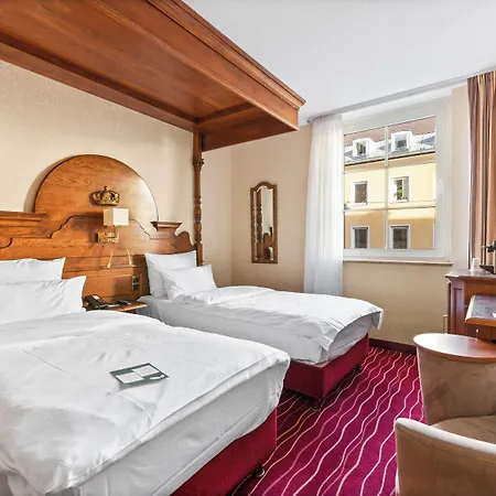 King's First Hotel 4*