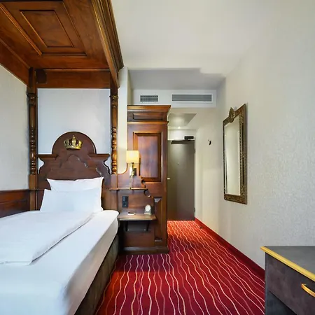 Hotel King's First München