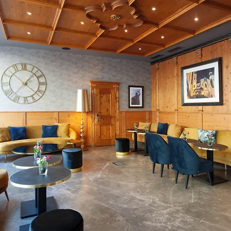 King's First Hotel 4*