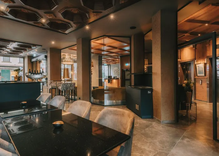 King's First Monachium