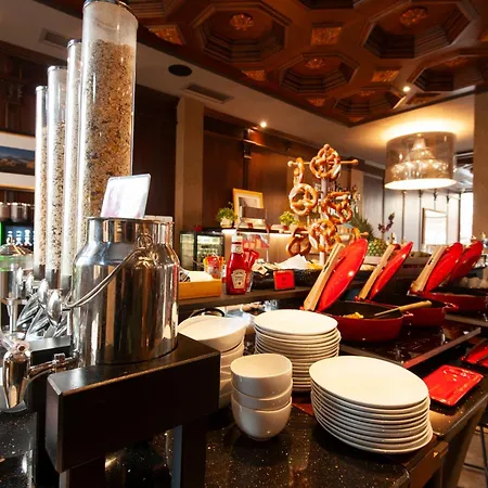 Hotel King's First Munich